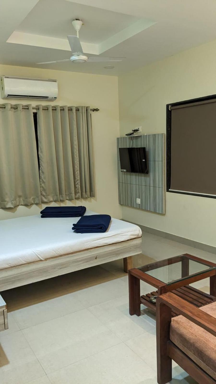 Hotel Aaba'S Gomantak Sawantwadi Exterior photo
